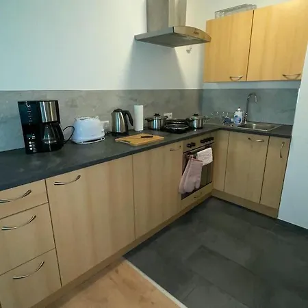 Apartment Shine